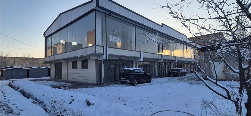 Нотурар 540 кв жой ижарага берилади 2 кават