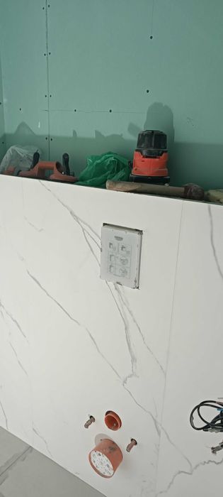 Керамогранит ва кафель ишларини юқори сифатда бажарамиз