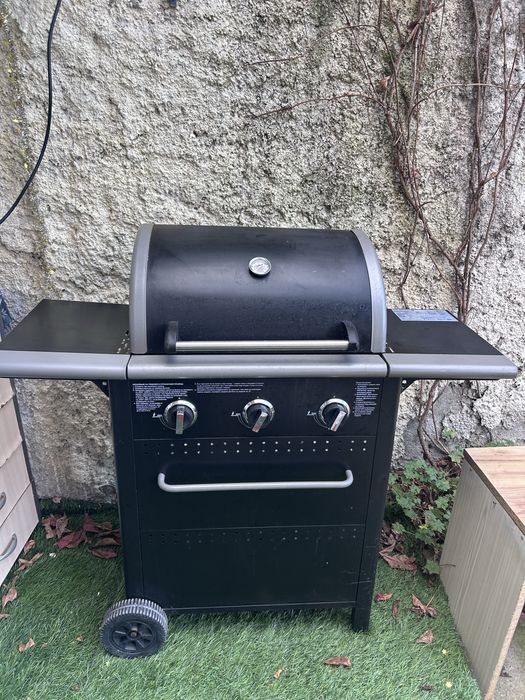 Газово барбекю с 3 горелки