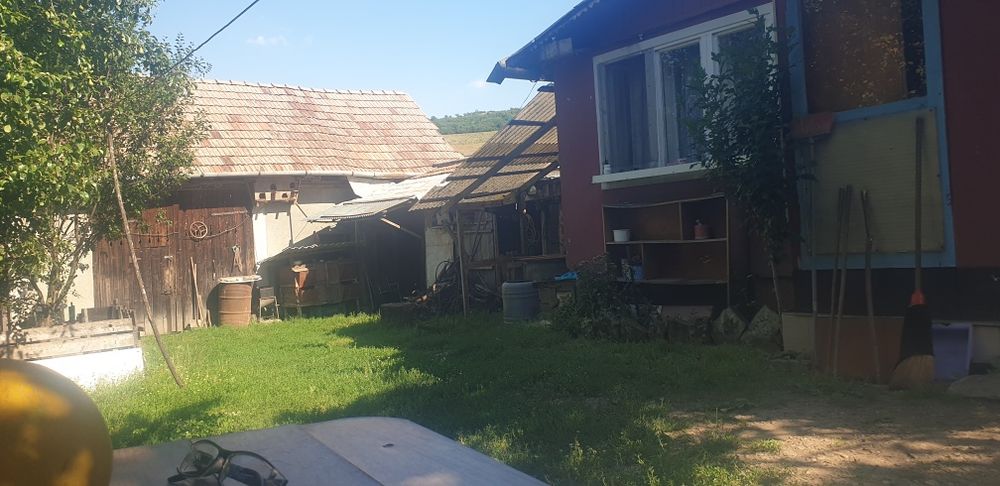 Casa renovabilă de vânzare în Caianu, Cluj