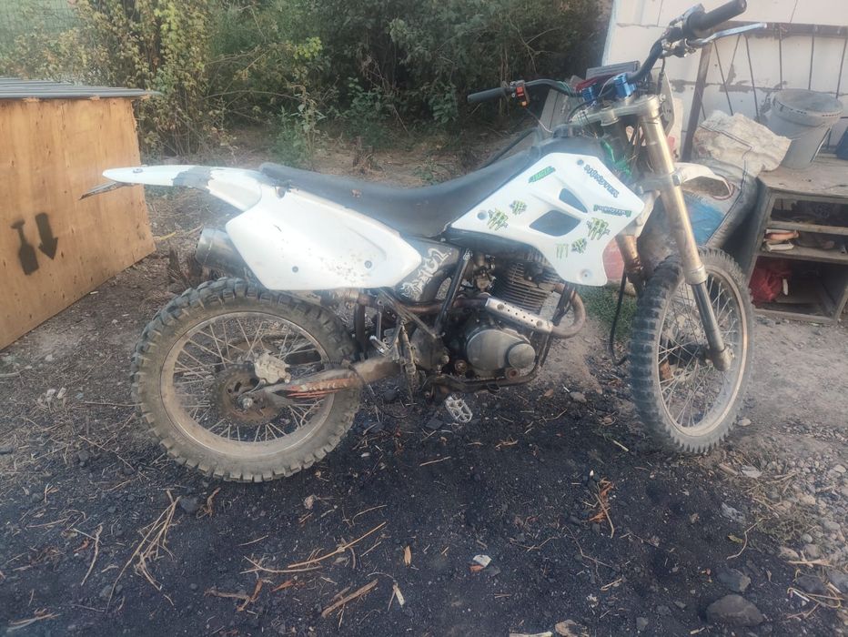 Продам эндуро 250 кубиков