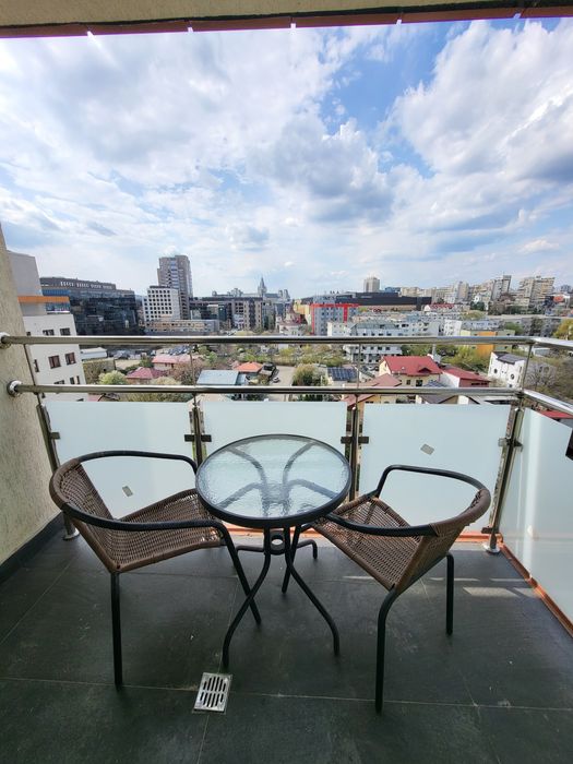 P.F vând ap.2 cam. Palas-Lazăr Residence