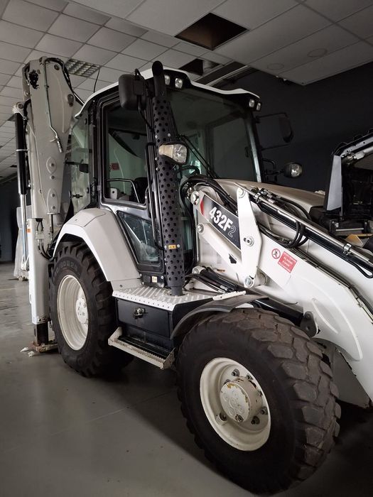 Caterpillar 432F2