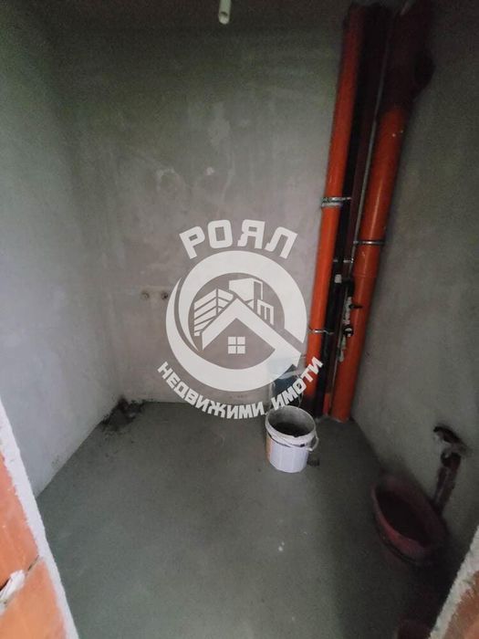 Продава се Двустаен апартамент в Пловдив, Гагарин - 70 кв.м за 1615 €/кв.м - Снимка #4