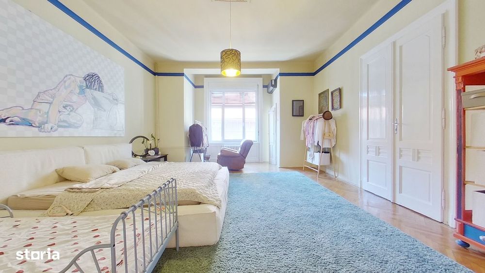 Apartament modern cu 3 camere intr-o cladire istorica, la 300 m de Pri