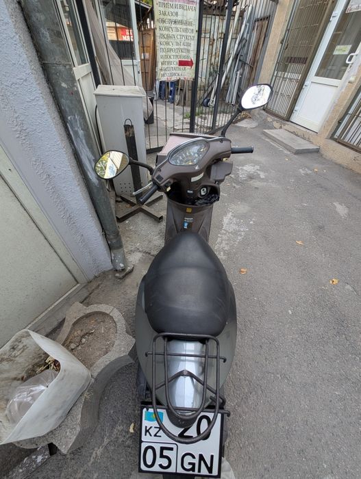 Honda Dio AF62 cresta