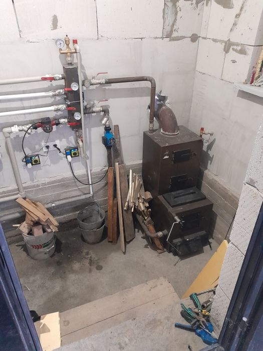 Продам дом  черновой