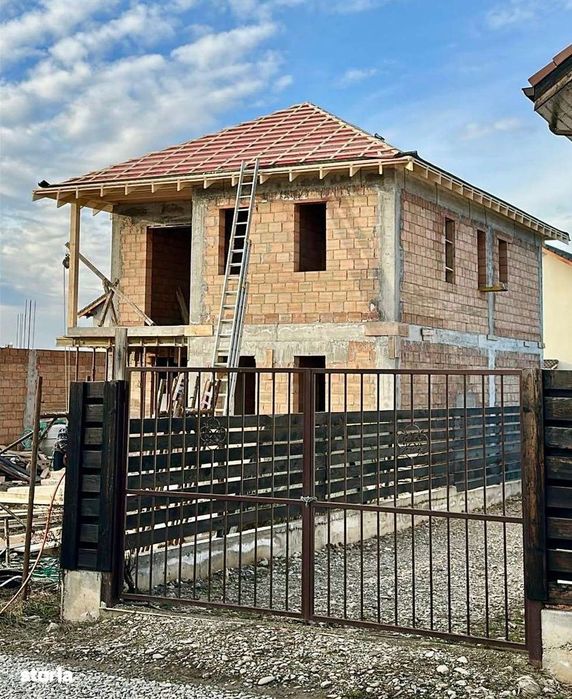 Case P+1 si Duplex intabulate direct de la Dezvoltator - Izvor Brasov