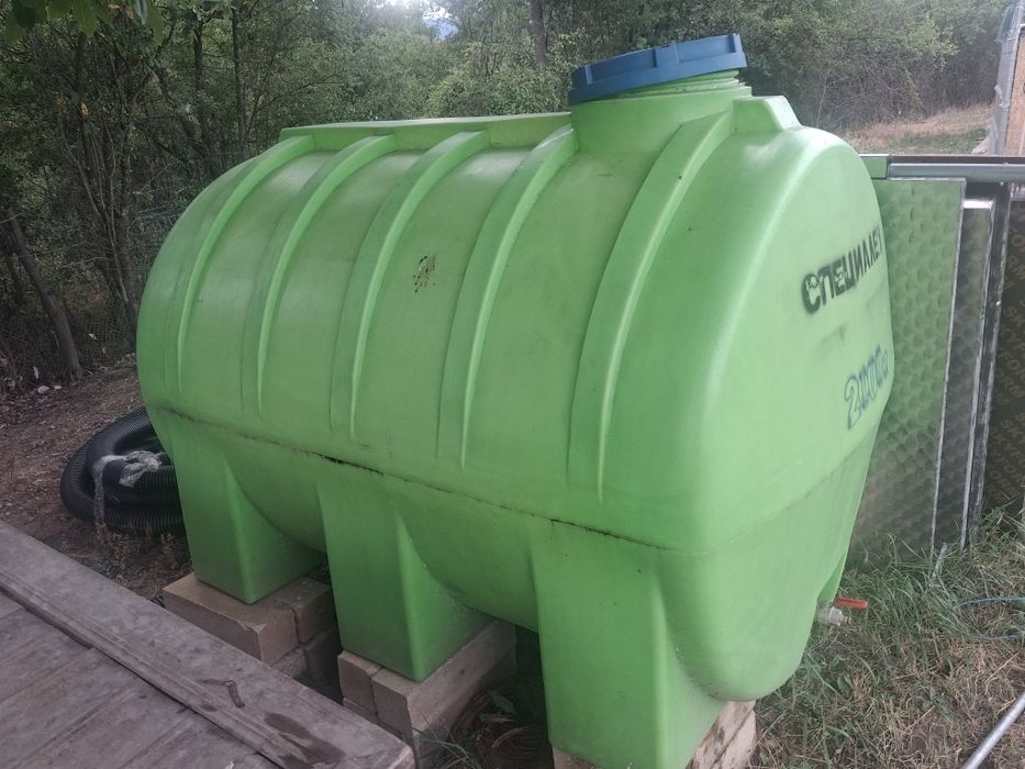 Продавам цистерна за вода
