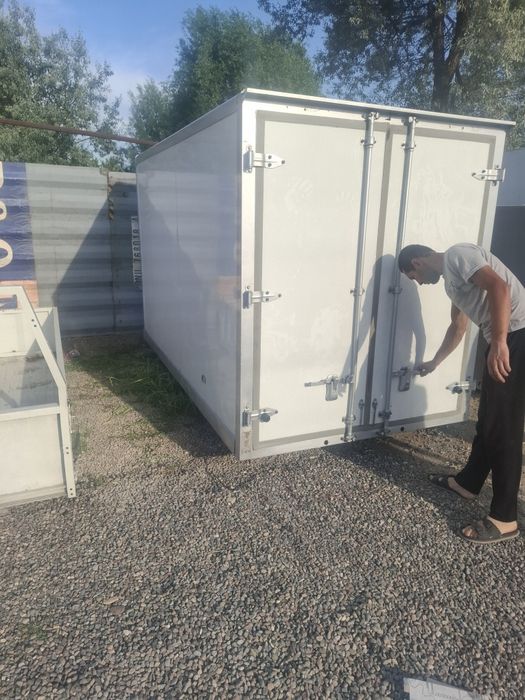 Рефражатор холоделник изотермизХундай портир Киа бонго  капалак борт с