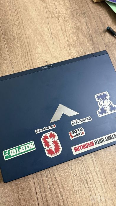 Victus HP 13th gen Noytbuk