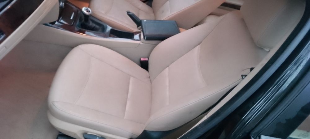 Продавам BMW E90  на части