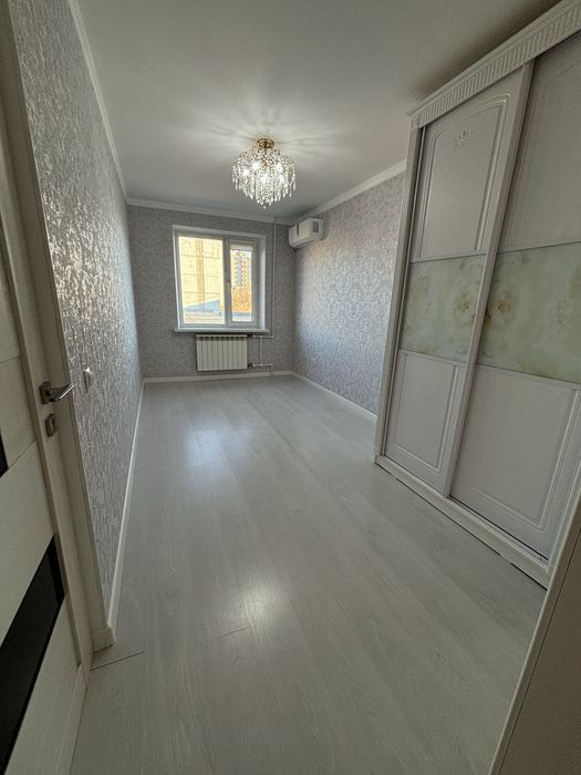 3 комн. квартира в 11 мкр-не