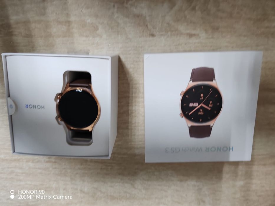 Продам  смарт-часы HONOR Watch GS 3