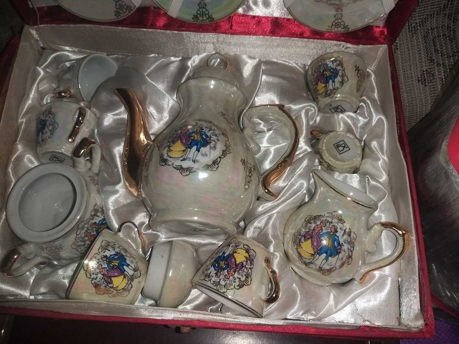 Порцеланов комплект за кафе