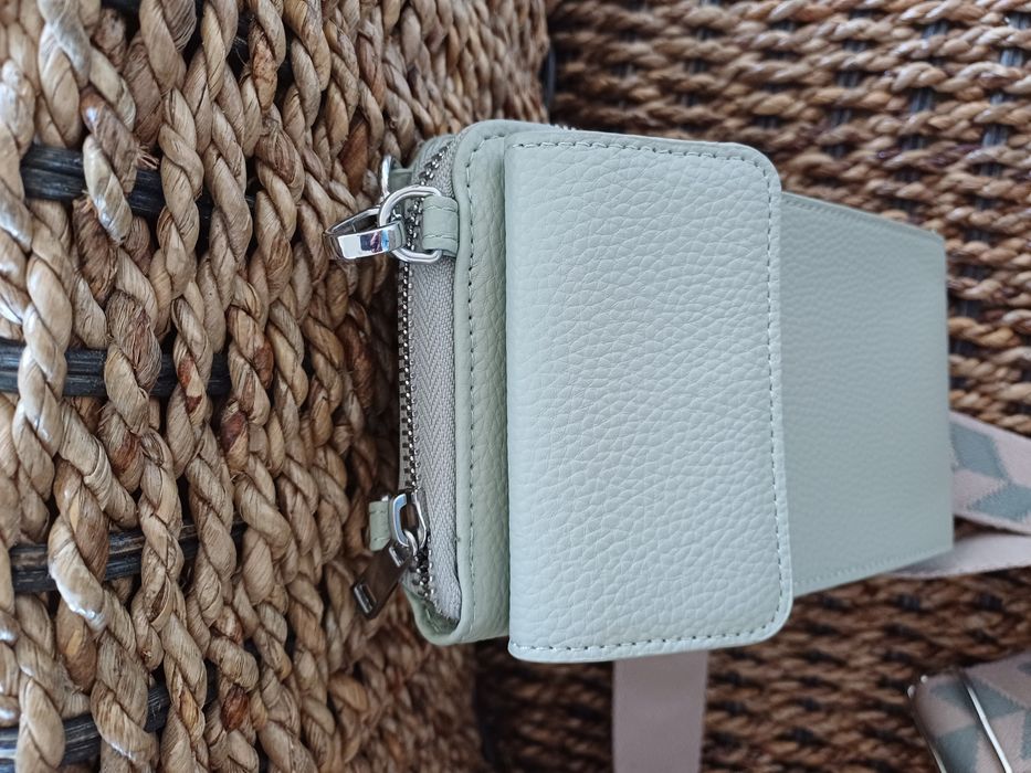 Чанта-портмоне, нова