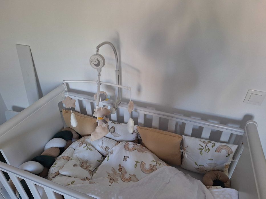 Patut copil -lenjerie  si carucior Kraussman