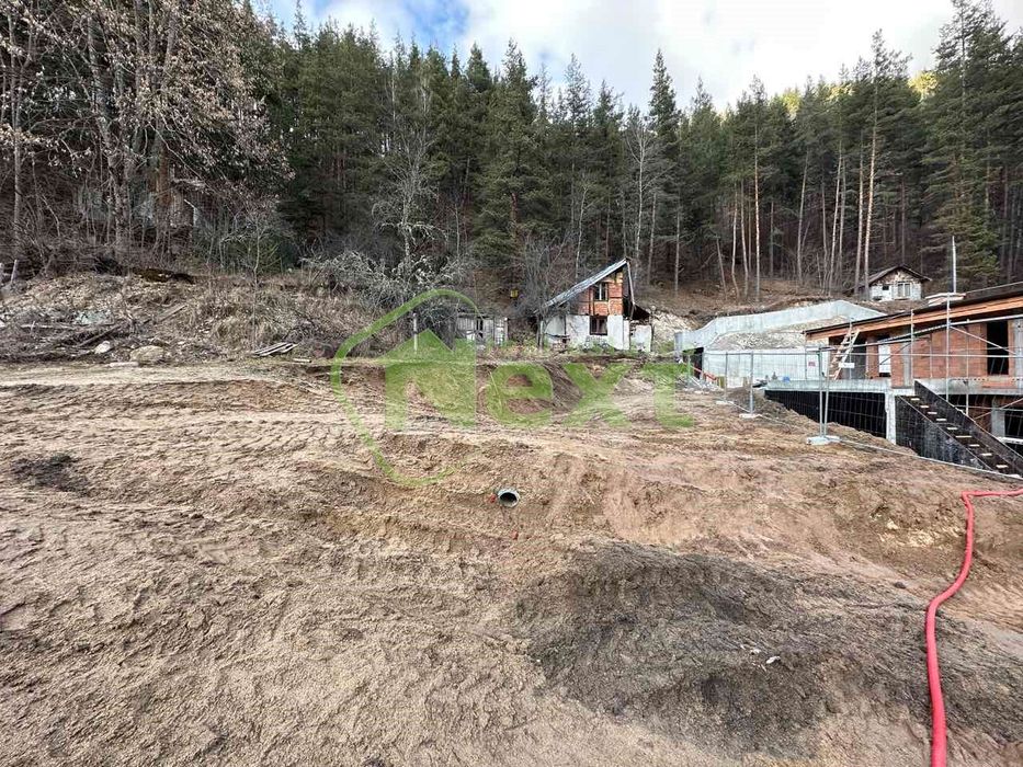 Парцел до ски курорт "Картала"