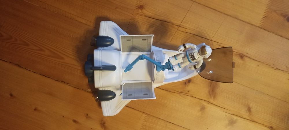 Игрушка "Ракета с космонавтом"