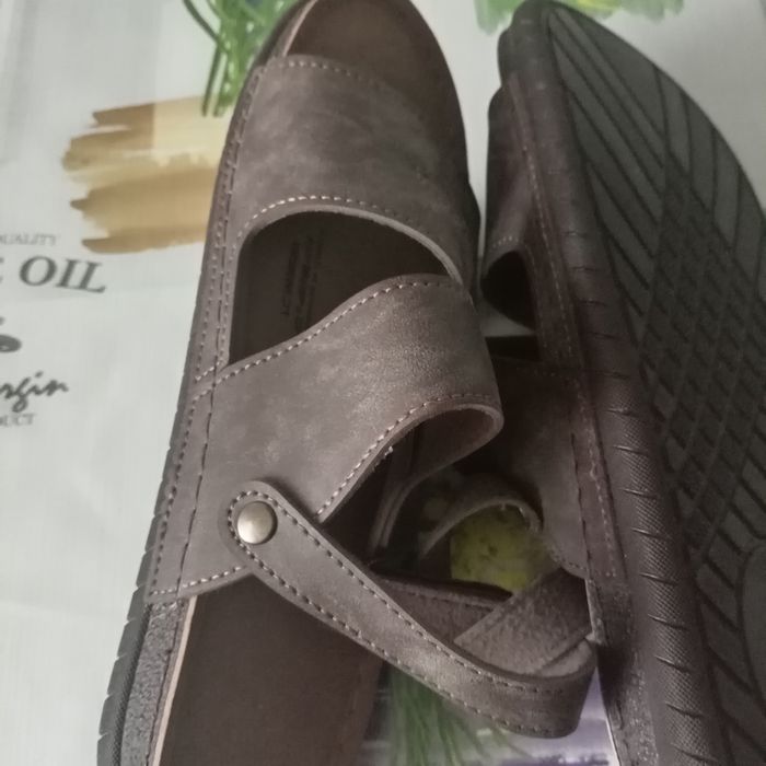 Sandale noi pt bărbați