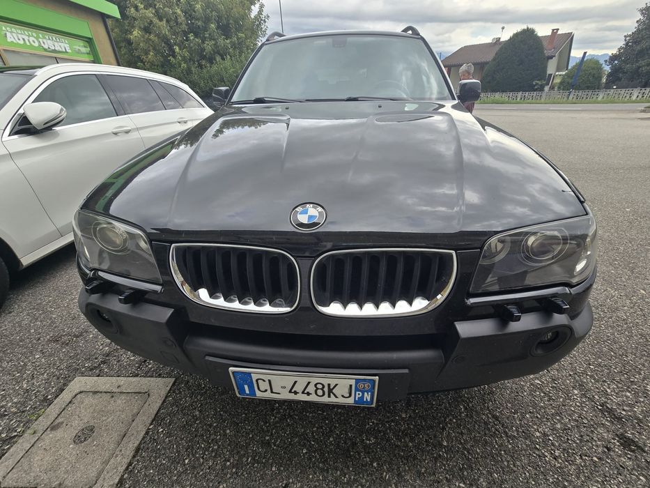 Vând bmw x3 din 2004