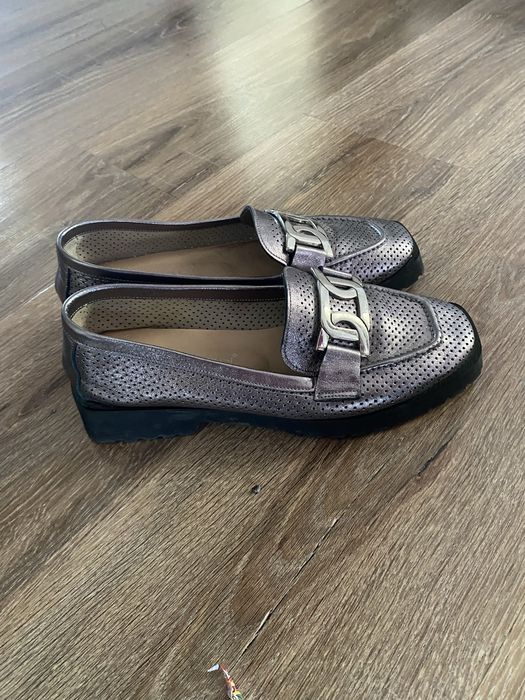 продам женские лоферы