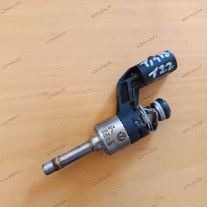 Injector VW Passat B7 1.4 TSI 122 cp cod 03C 906 036 F