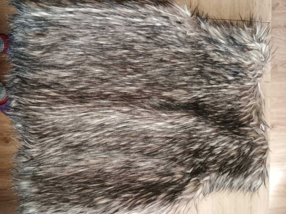 Дамски елек с косъм