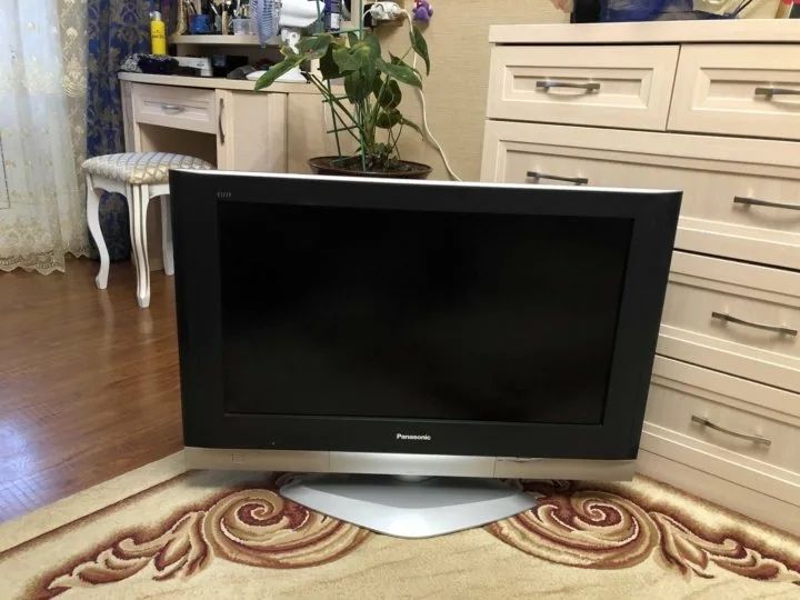 Panasonic TX-32LX50P