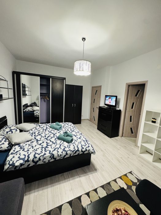 Studio regim hotelier/pe zi cu pat si canapea Bucuresti ultracentral