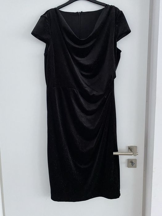 Rochie neagra catifea marimea L