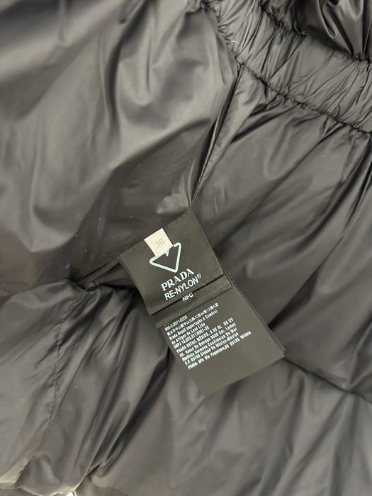 Пухавик черный prada