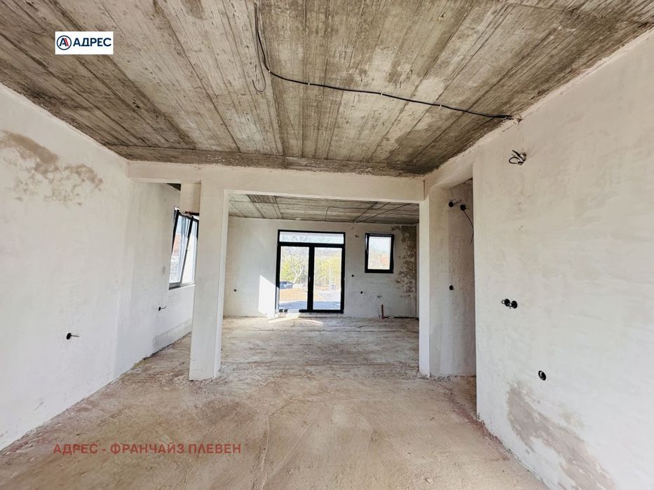 Продава се Къща в с. Гривица, Област Плевен - 180 кв.м за 675 €/кв.м - Снимка #5