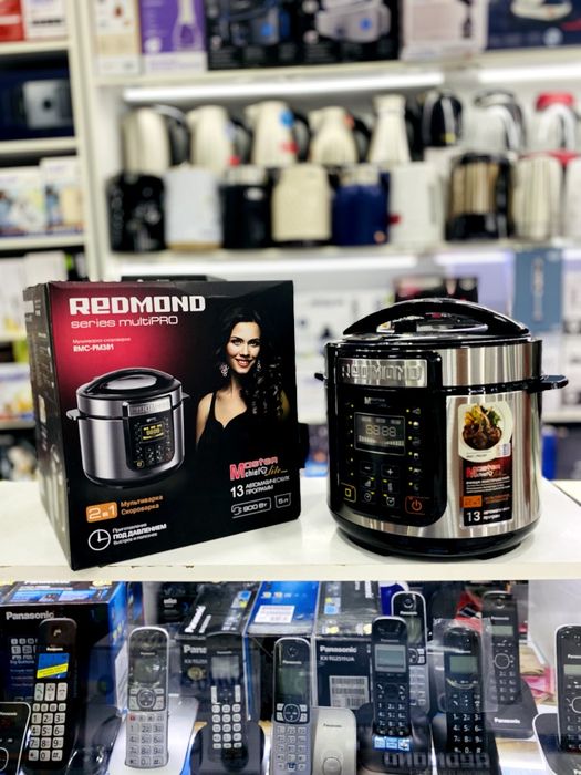 Мультиварка Скороварка Multivarka Skorovarka Redmond RMK-PM381