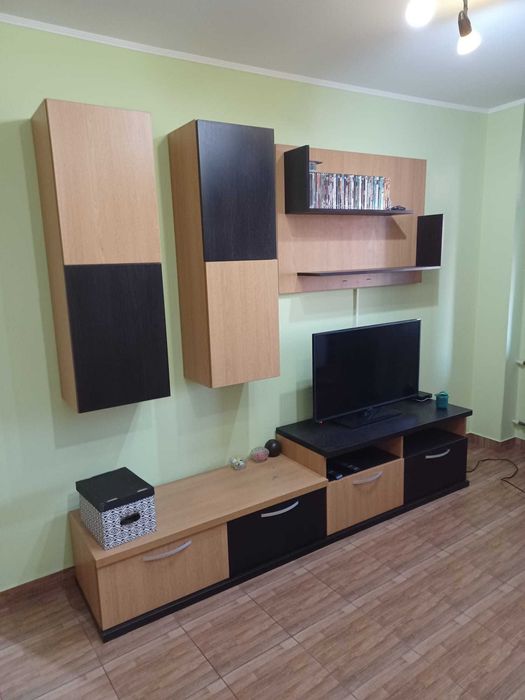 Garsonieră decomandată de inchiriat – 32 mp utili, etajul 7 / 10 Lacul Tei