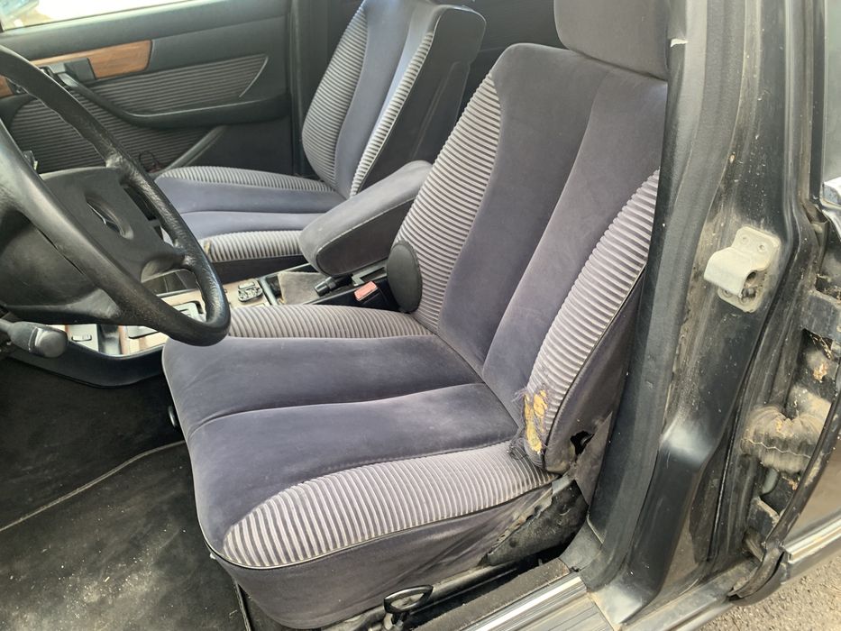 Mercedes 300SEL W126/Мерцедес 300Сел 126 на части