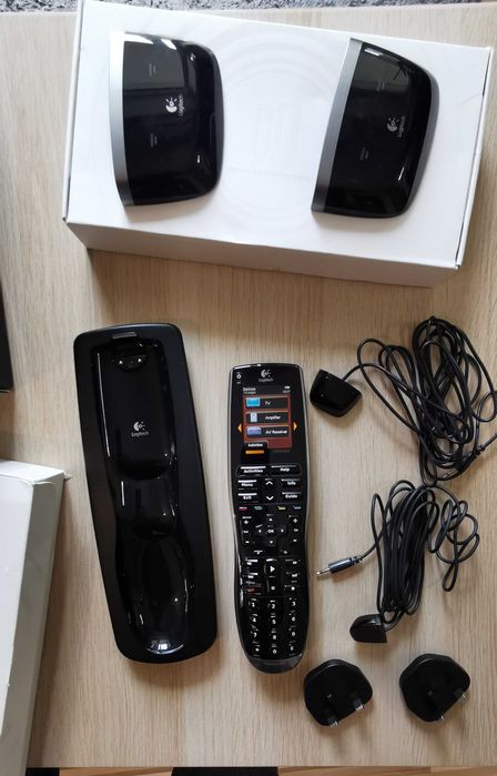 Telecomanda Logitech Harmony 900 Noua