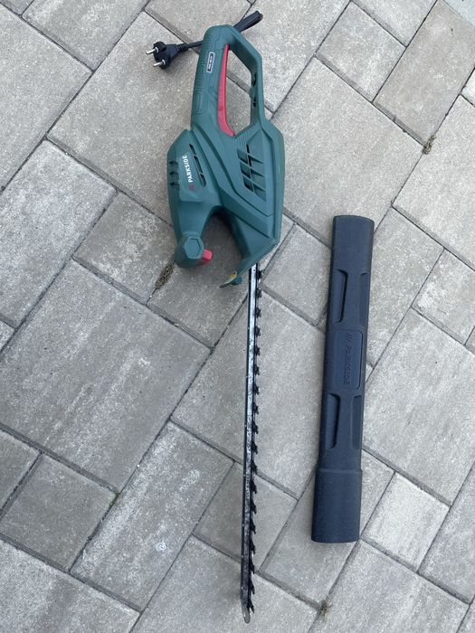 Foarfecă electric pentru gard viu Parkside