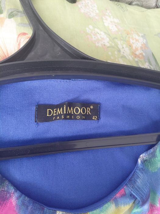 Продам платье в отличном состоянии