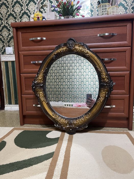 Зеркало овальное СССР, рамка барокко, гипс/композит, тяжёлое