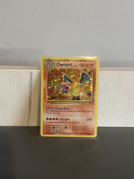 Pokemon карти.