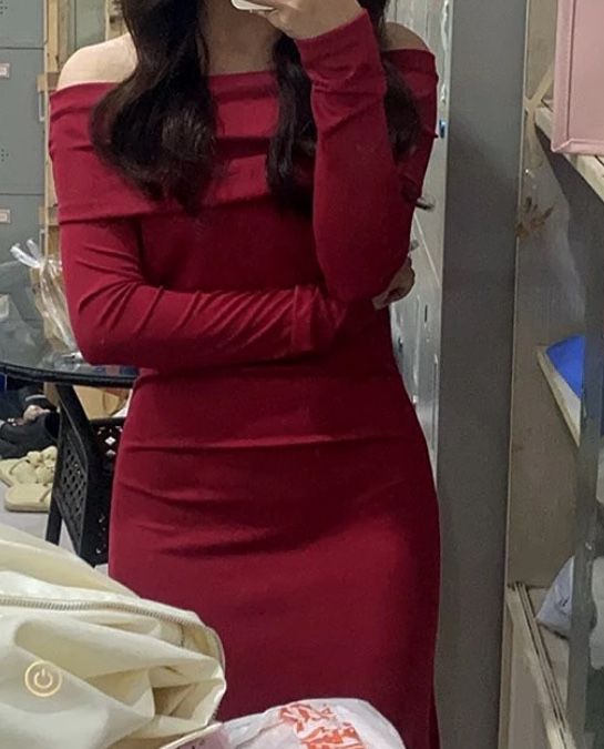 Бордовое платье женский