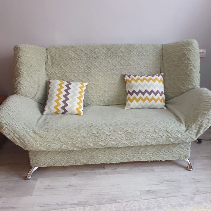 Продам диванчик  20 тыс