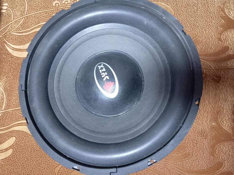 Продам динамик Сабвуфер