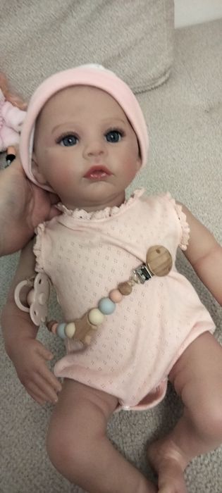 Продам две дорогие куклы обе за 10тыс