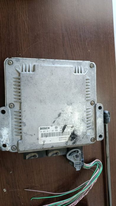 Calculator motor 8200095416 1.9 DCI Renault Laguna 2 2001-2007