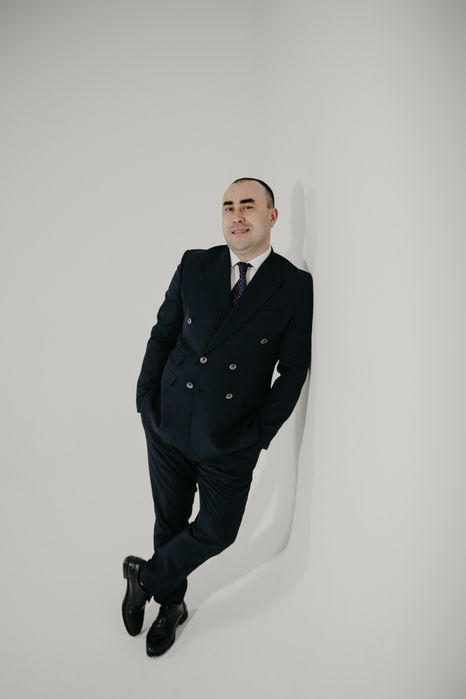 Ведущий тамада на праздник