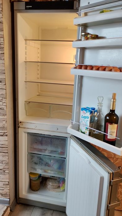 Хладилник с фризер ЛИБХЕР