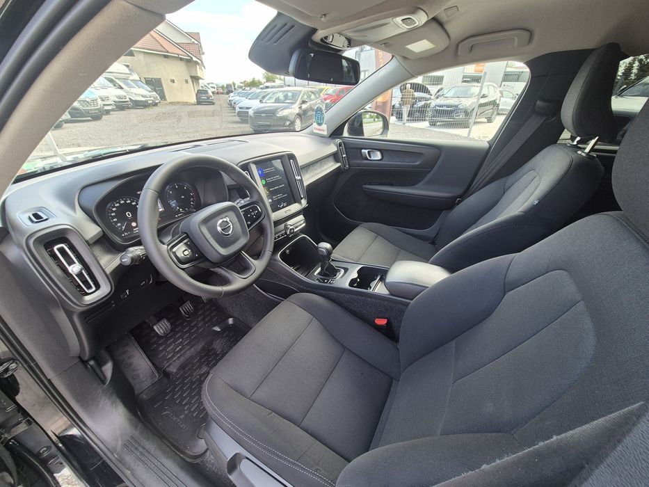 VOLVO XC 40 2.0 D / 2019 / EURO 6 / 150 CP / 4X2 / Clima /