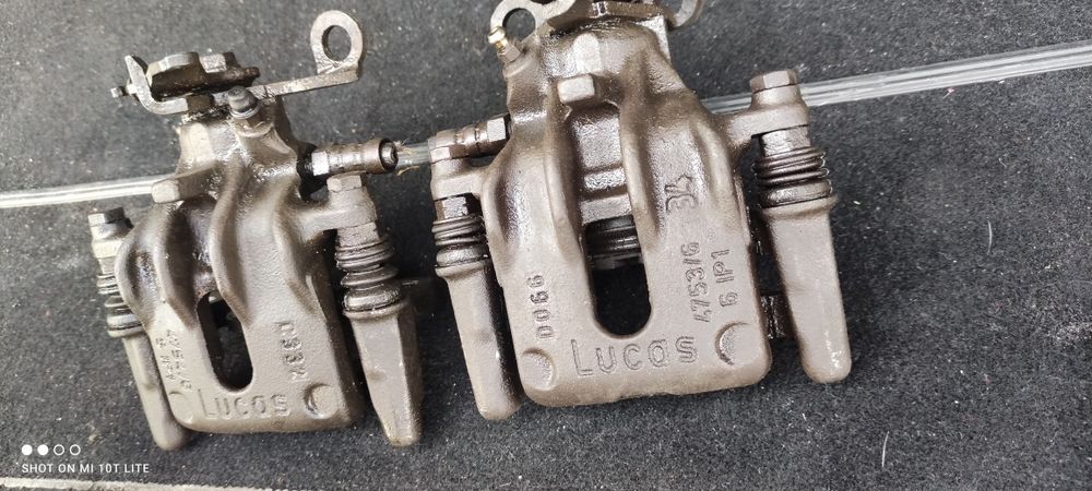 Задни спирачни апарати за Форд Фокус Мк1  99/2004 Zadni aparati